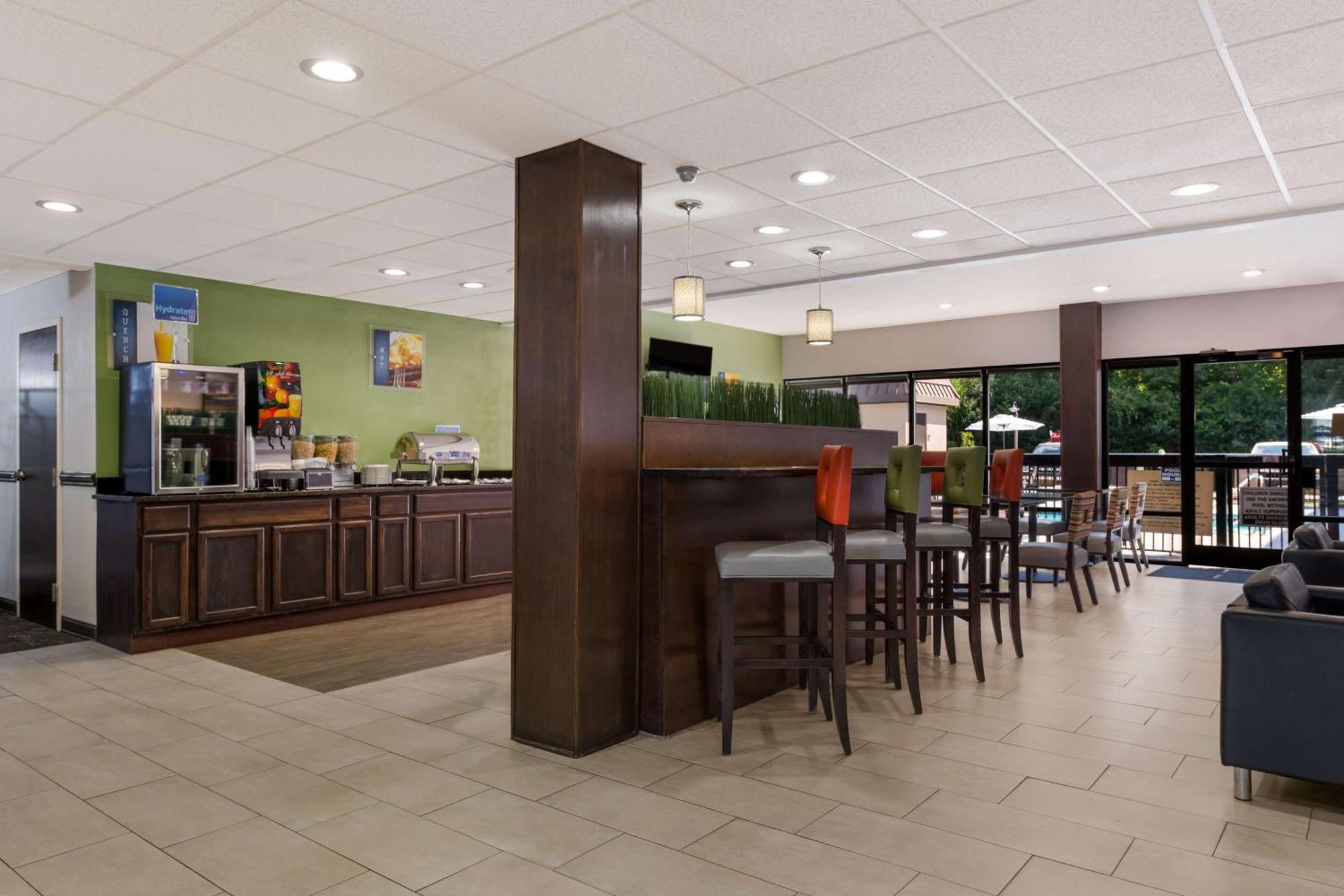 Best Western Albemarle Inn Εξωτερικό φωτογραφία