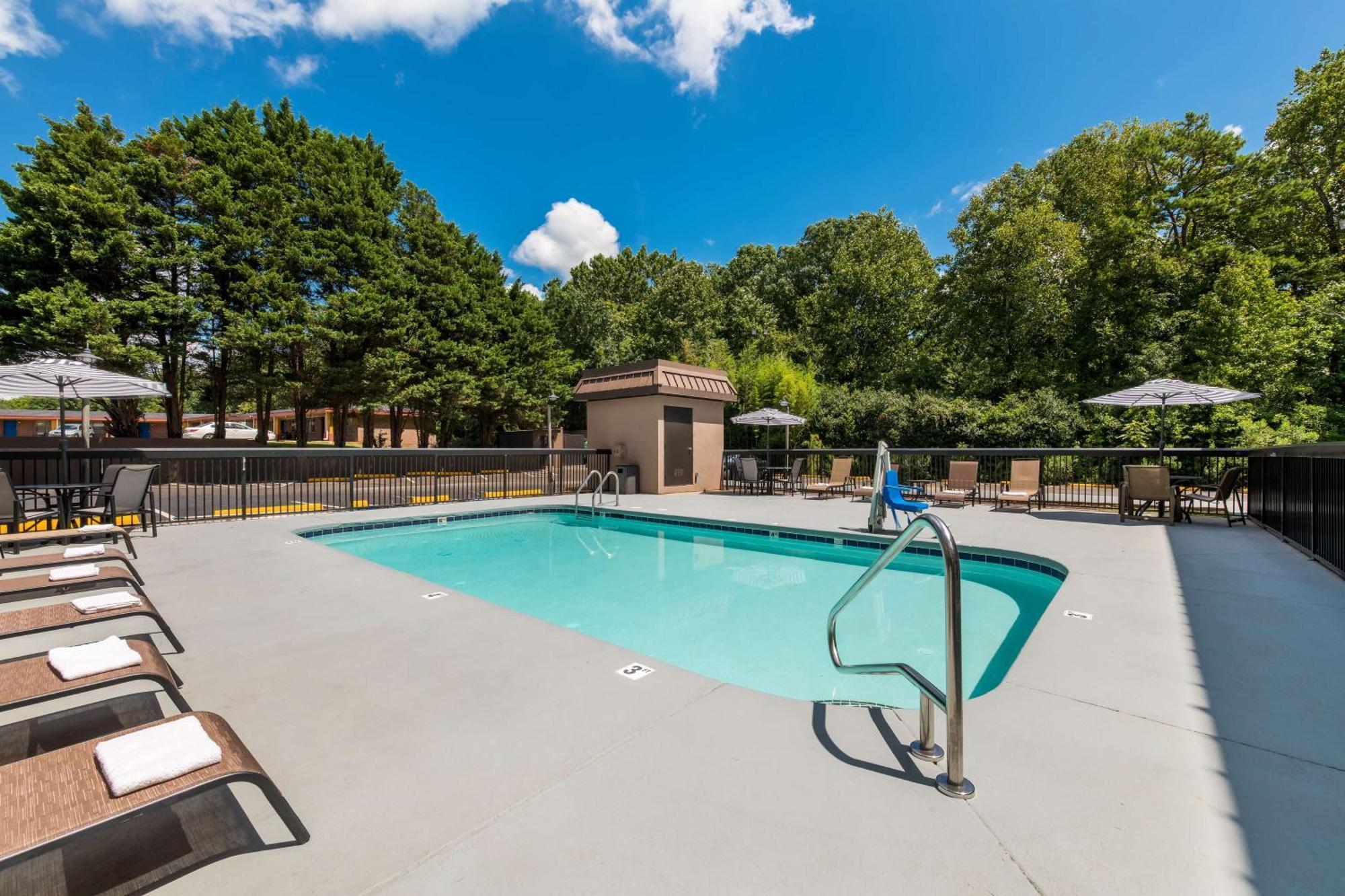 Best Western Albemarle Inn Εξωτερικό φωτογραφία